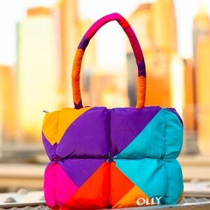 OLLY Bag in Puffy color Burst